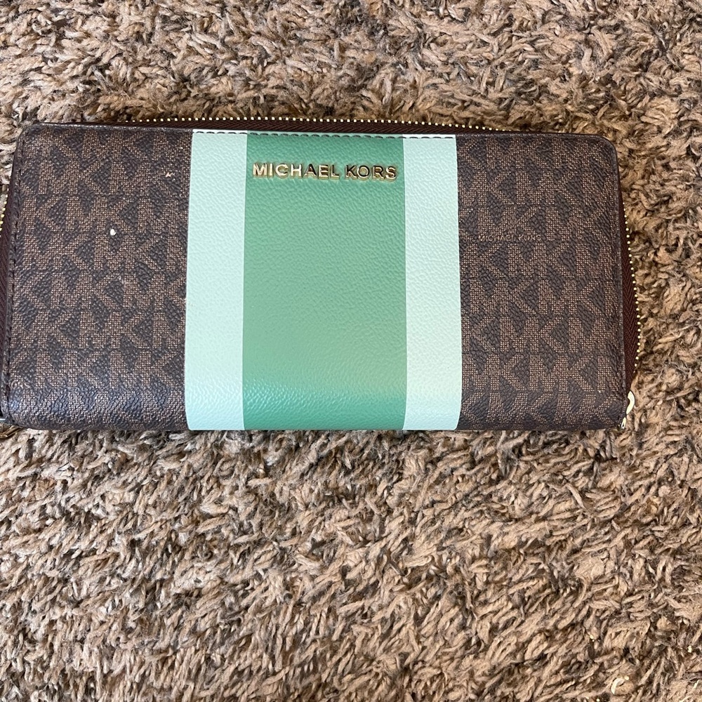 Barely used!  Great condition.